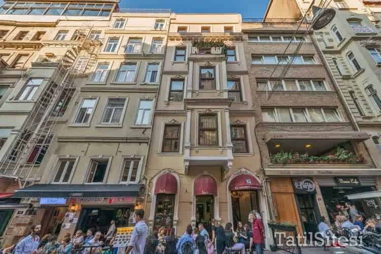 Iq Houses Taksim Mis